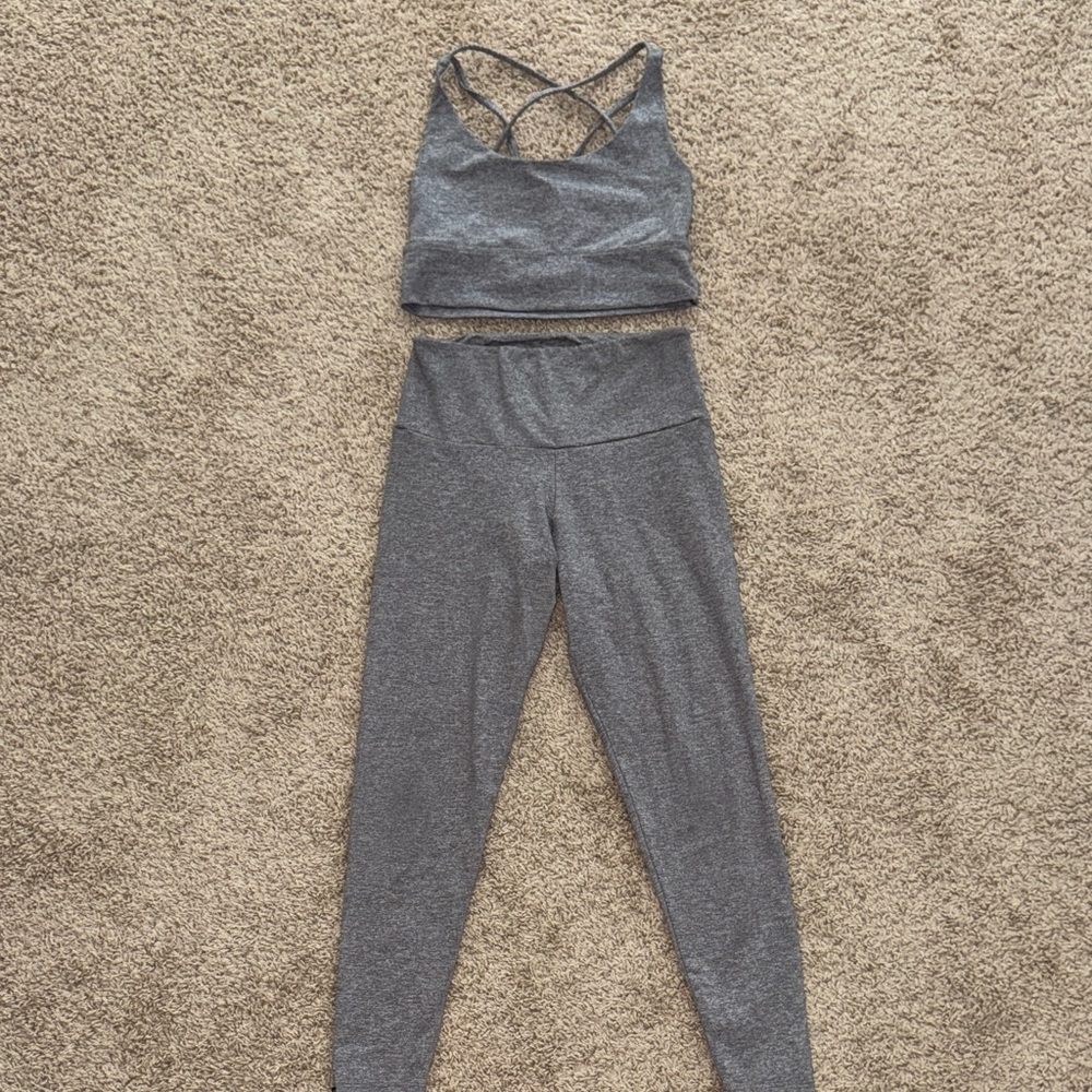 Onzie Heathered Grey Matching Set